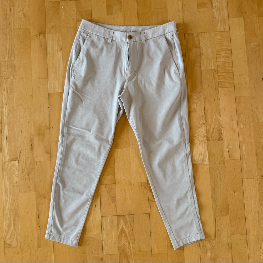 Lululemon Commission Tapered Fit Pants Ventlight Mesh